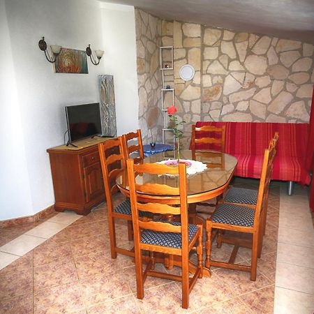 Apartments Coki Funtana Kültér fotó