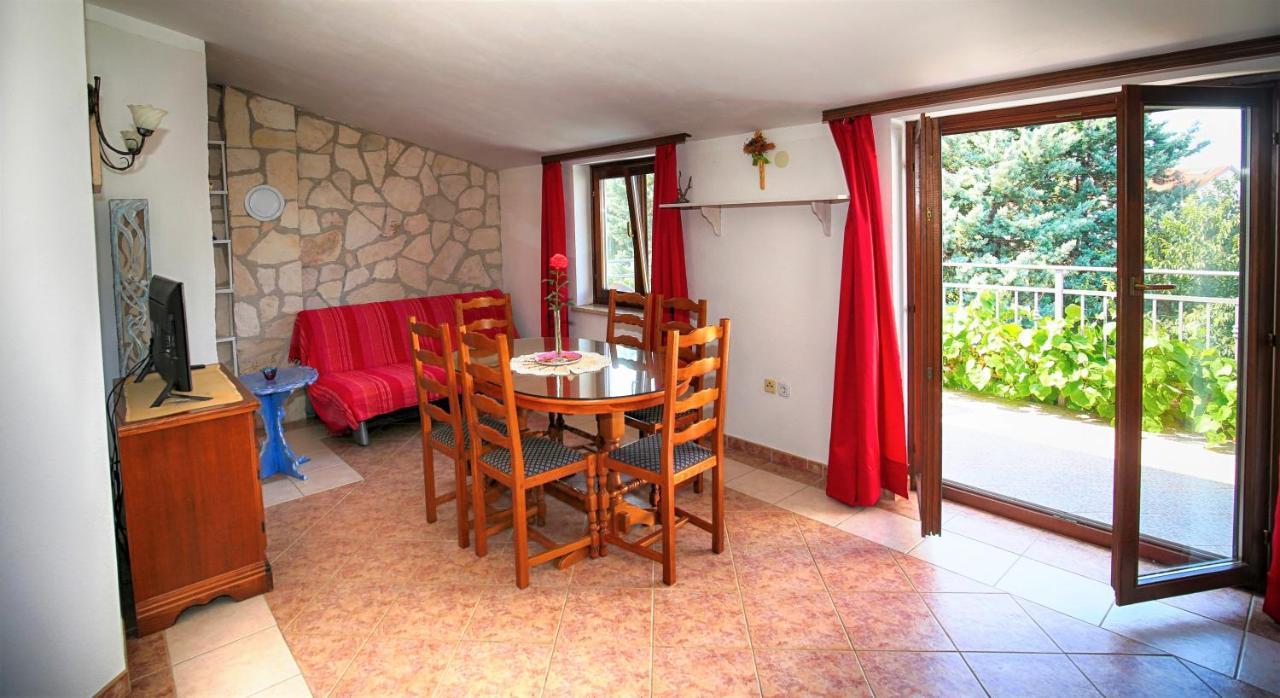 Apartments Coki Funtana Kültér fotó