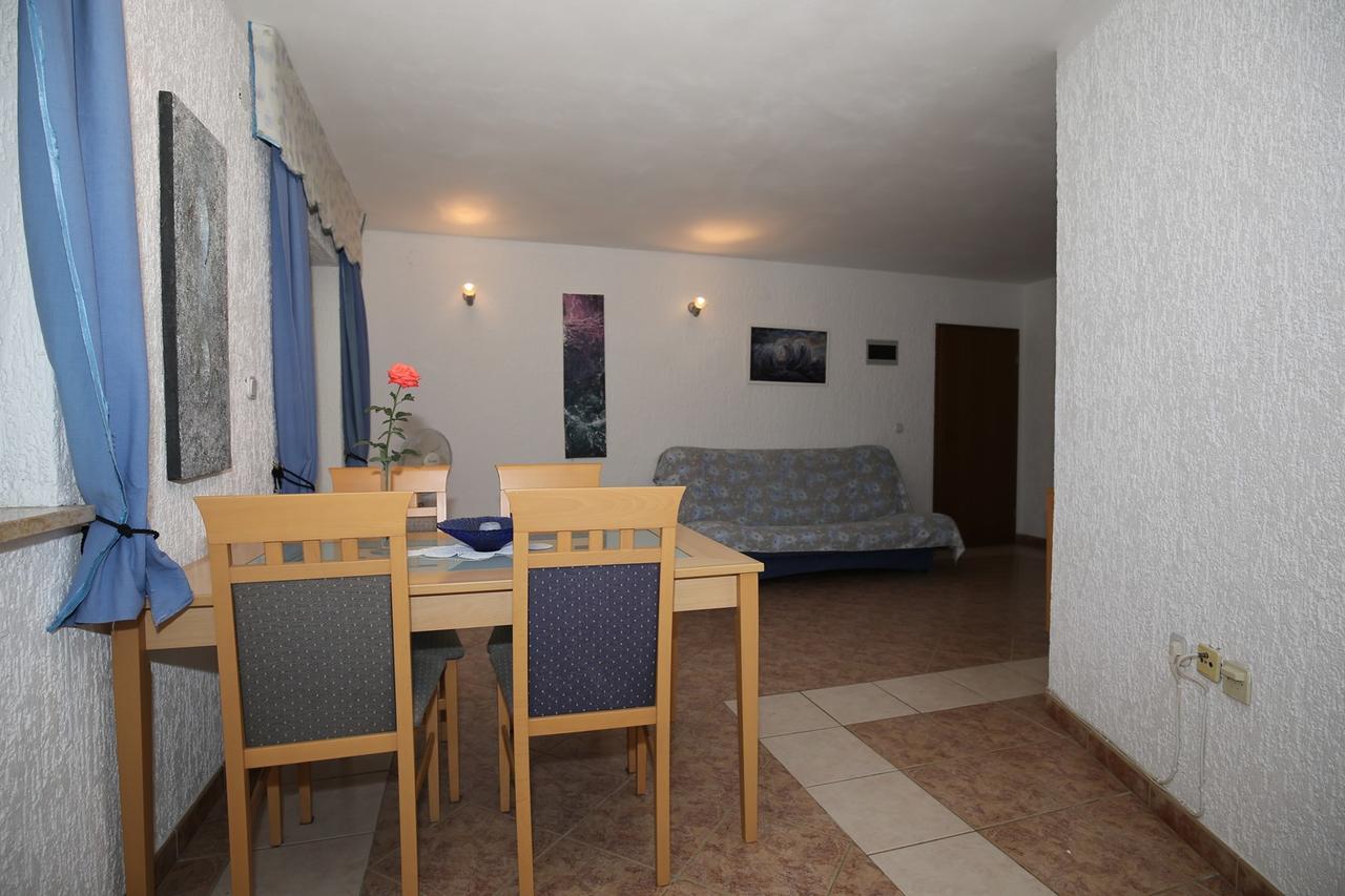 Apartments Coki Funtana Kültér fotó