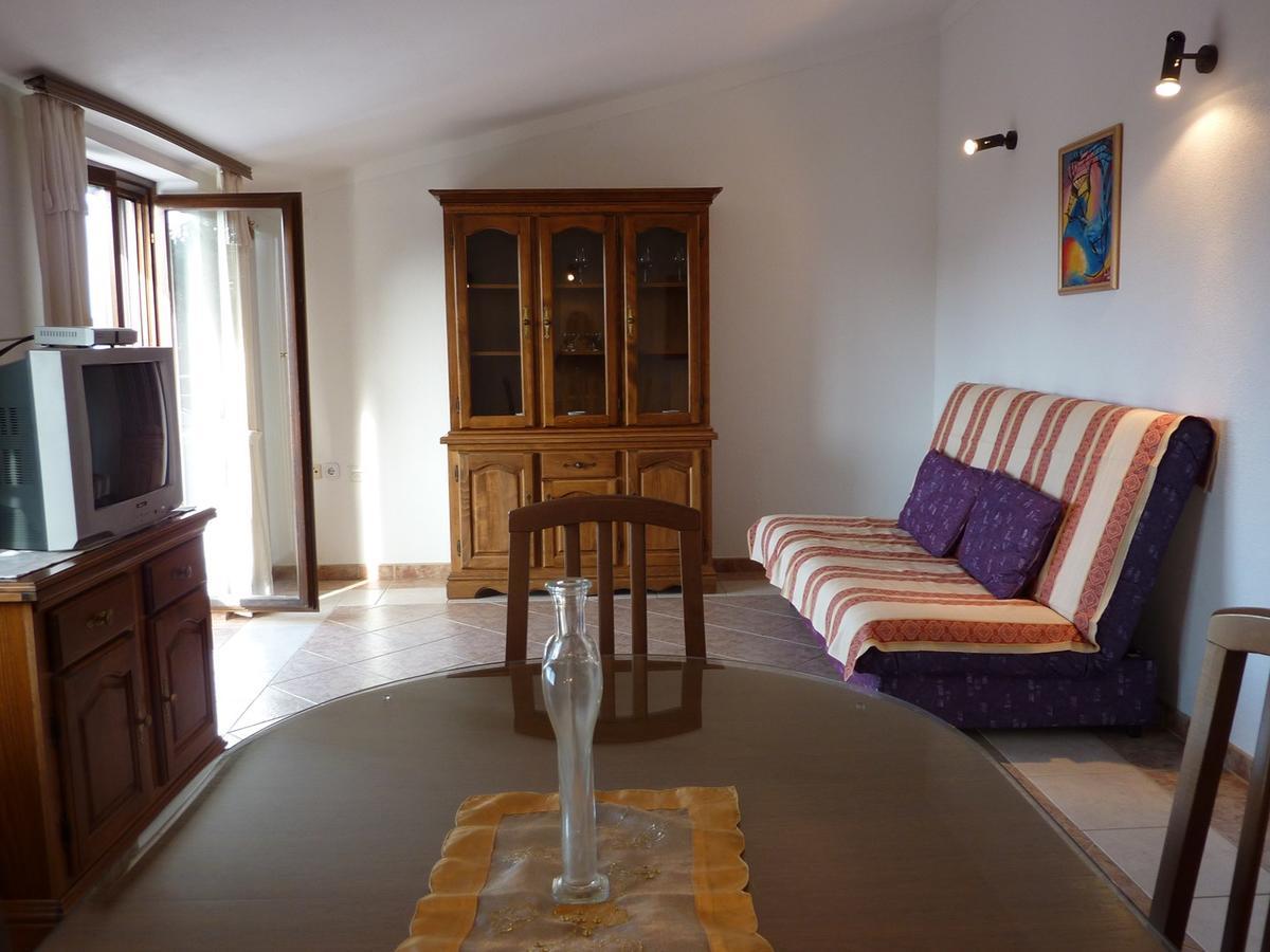 Apartments Coki Funtana Kültér fotó
