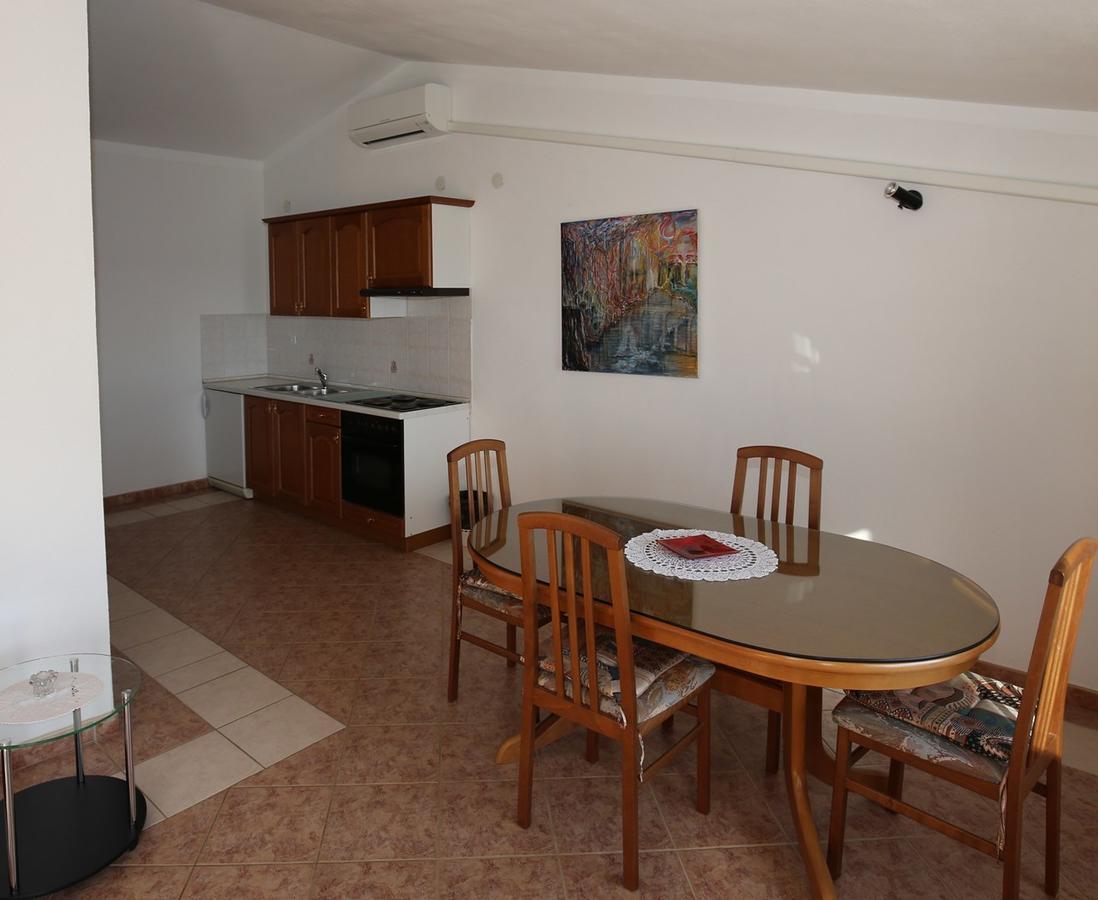 Apartments Coki Funtana Kültér fotó